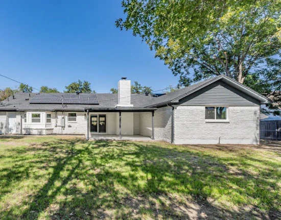 HomePro Roofing & Construction b