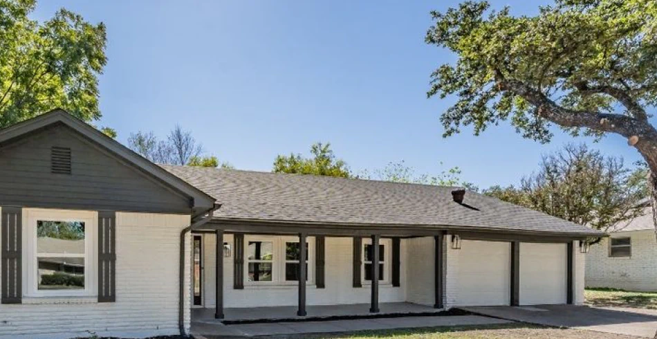 Storm Damage Roofing & Insurance Claims